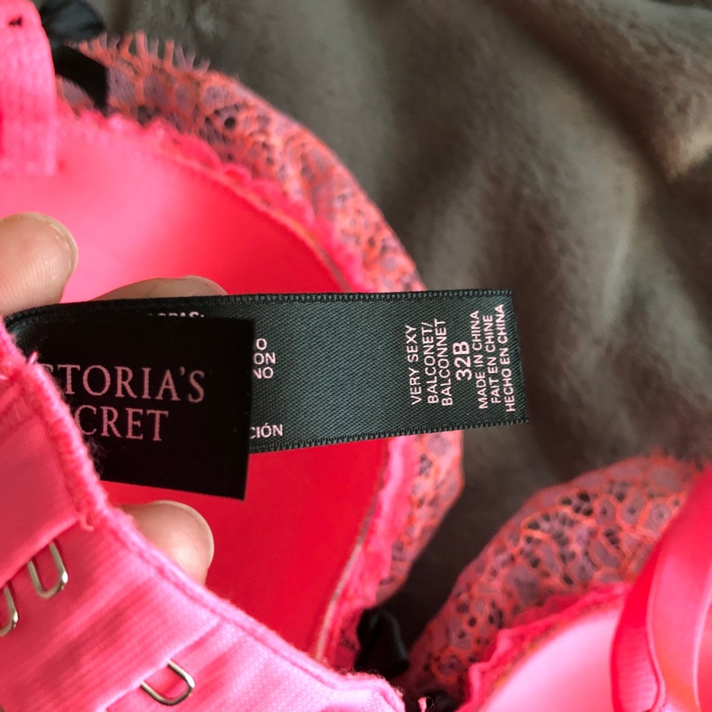 Bra - Picture 5 of 6